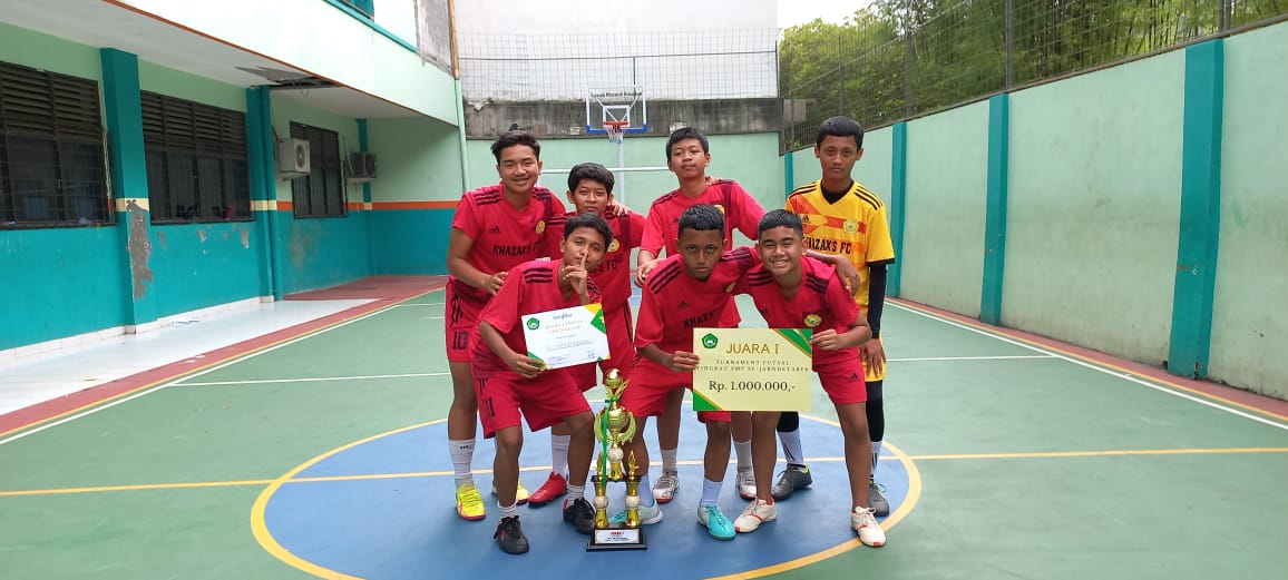 MTS Khazanah Raih Juara Futsal Kompetisi Tingkat SMP/MTS di Tangerang Selatan